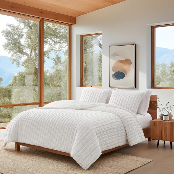 UGG Kenzie Comforter Set with 2 Pillow Shams Plush Faux Fur Blanket Bedding Soft Warm Reversible Down Alternative Washable Hypoallergenic for Bedroom, King/California King, White Snow - Image 3